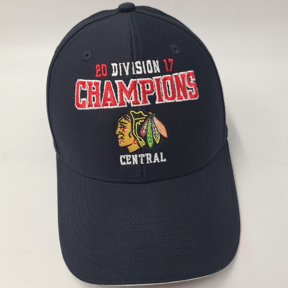 Chicago Blackhawks Hat Adjustable 2017 Central Division Champions Reebok Black